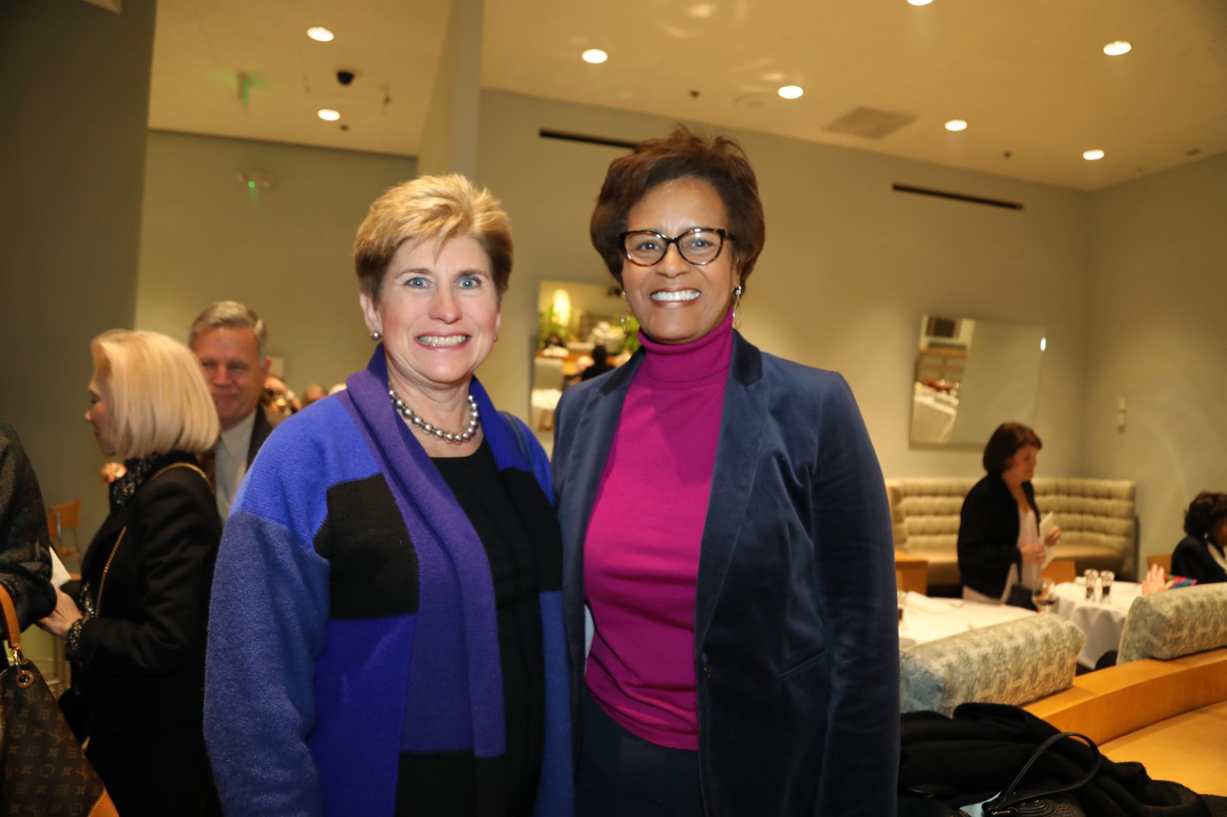 Merry Mosbacher, Laurna Godwin